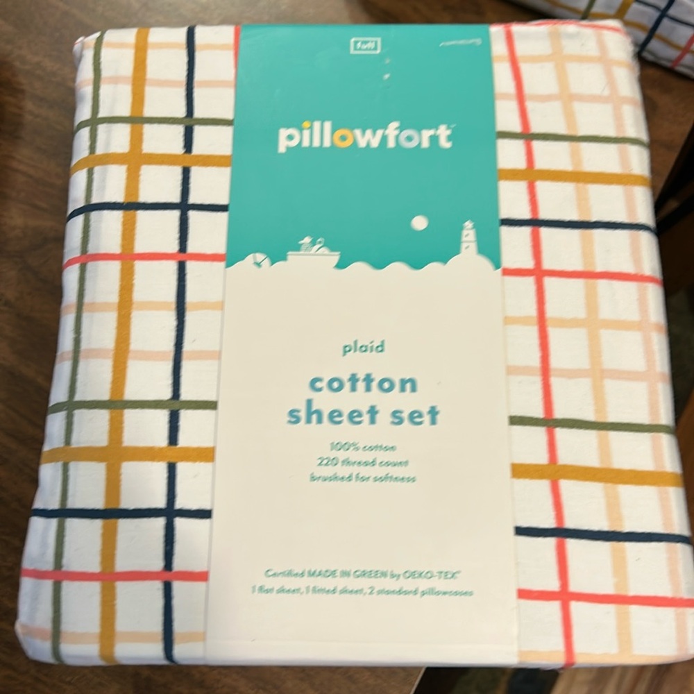 NWT Pillowfort Sheet Set Full Size